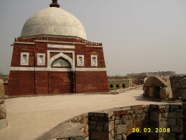 Tughluqabad Fort (built 1321 by the Tughlaq dynasty of the Delhi Sultanate) - March 2008